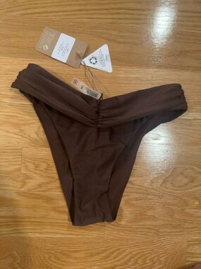 NWT Berlook Brown Ruched Bikini Bottom Size Small High Cut Cheeky Swim Bottom